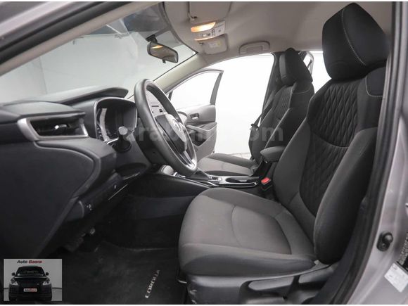 21+HIZ SABİTLEME+LED FAR+GENİŞ EKRAN+CAR PLAY+SADECE 60 BİN KM