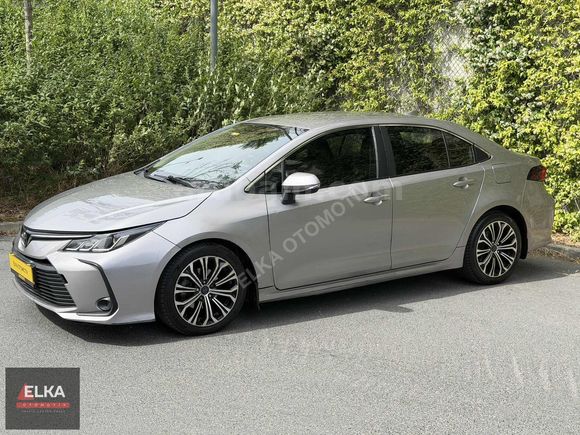 **ELKA OTOMOTİV** 2021 MODEL COROLLA VİSİON EKRANLI + Ç.JANT