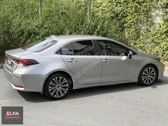 **ELKA OTOMOTİV** 2021 MODEL COROLLA VİSİON EKRANLI + Ç.JANT