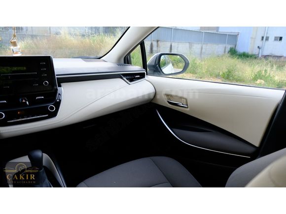 2021 COROLLA VISION CVT 53 BİN KM DE AİRBAĞ AÇMAMIŞ