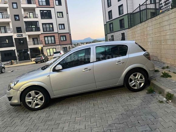 Sahibinden Opel Astra 1.6 Essentia 2013 Model 