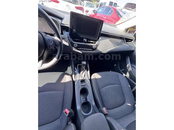 HATASIZ 44 BİNDE 2023 MODEL COROLLA
