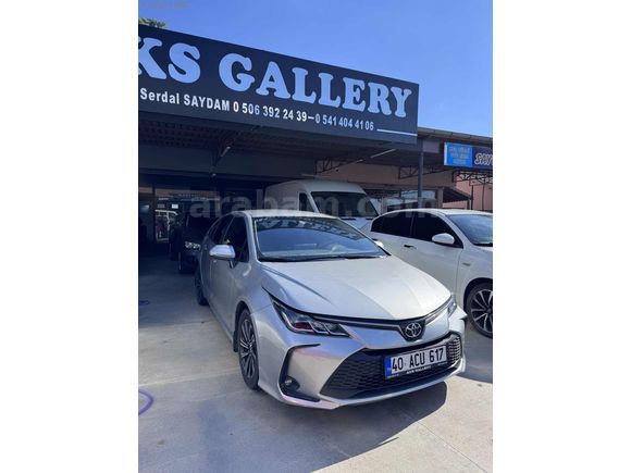 HATASIZ 44 BİNDE 2023 MODEL COROLLA