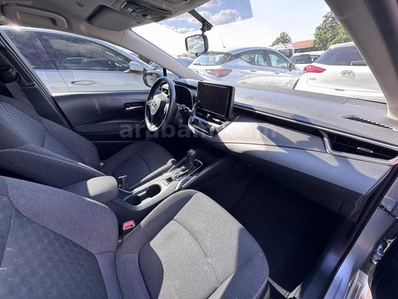 HATASIZ 44 BİNDE 2023 MODEL COROLLA
