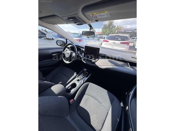 HATASIZ 44 BİNDE 2023 MODEL COROLLA