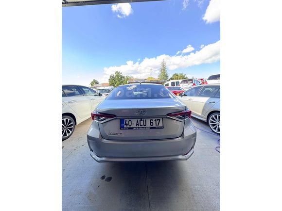 HATASIZ 44 BİNDE 2023 MODEL COROLLA