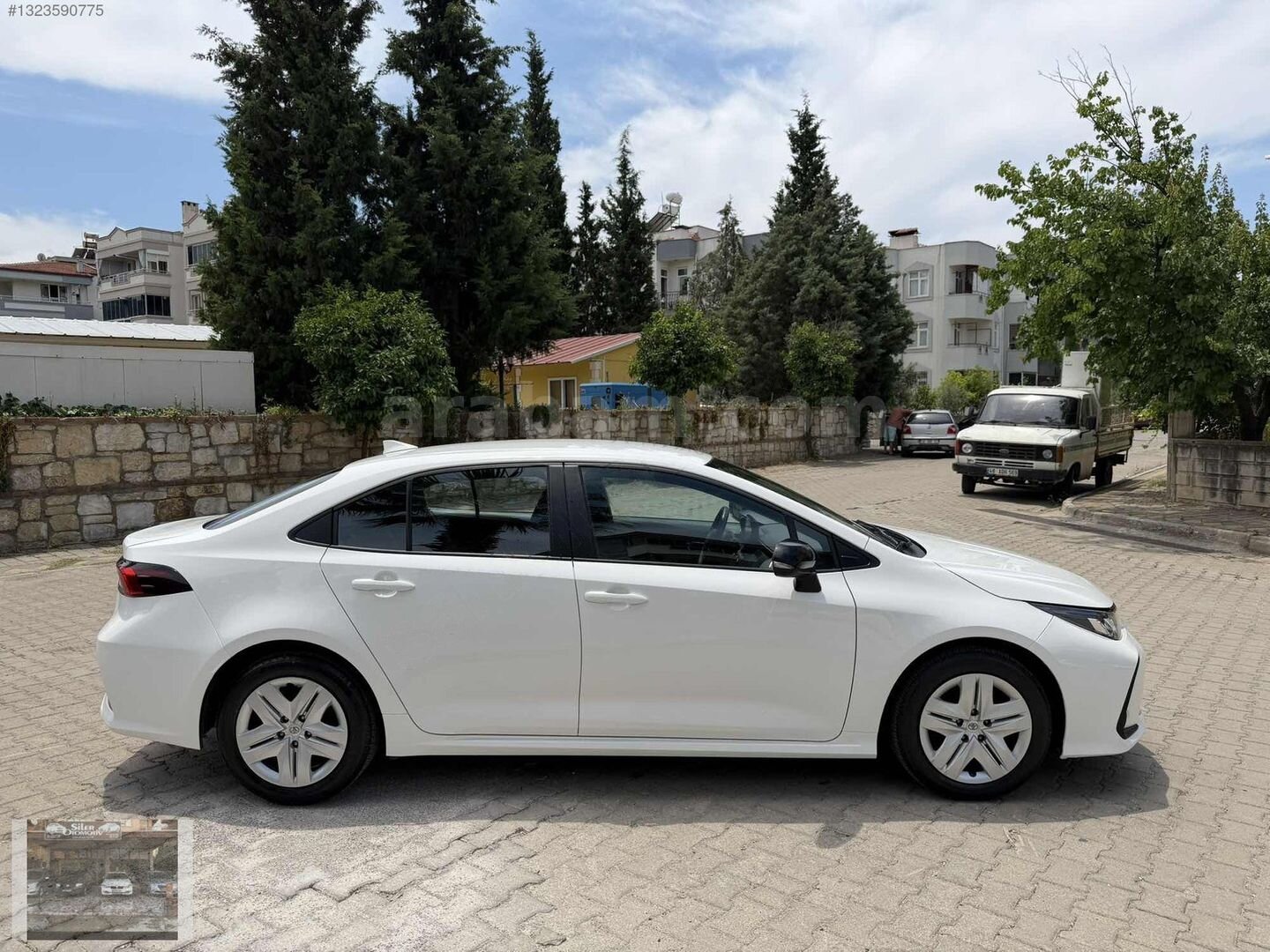 Galeriden Toyota Corolla 1.5 Vision Plus 2025 Model Muğla 20.000 km Beyaz 4