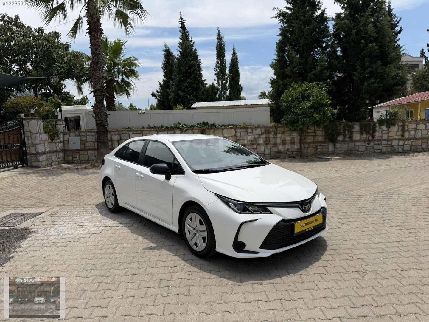 Galeriden Toyota Corolla 1.5 Vision Plus 2025 Model Muğla 20.000 km Beyaz 6