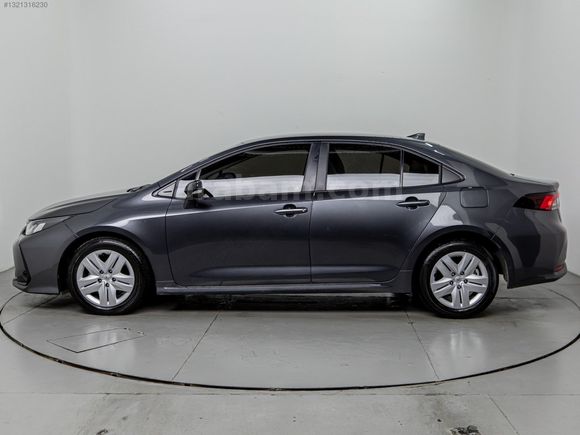 2025 TOYOTA COROLLA 1.5 VİSİON PLUS HATASIZ /SERV. BAK/GARANTİLİ
