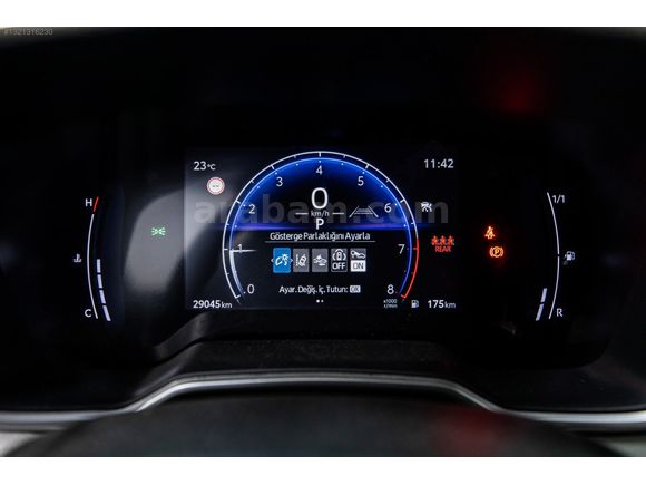 2025 TOYOTA COROLLA 1.5 VİSİON PLUS HATASIZ /SERV. BAK/GARANTİLİ