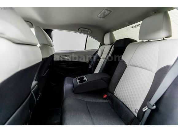 2025 TOYOTA COROLLA 1.5 VİSİON PLUS HATASIZ /SERV. BAK/GARANTİLİ