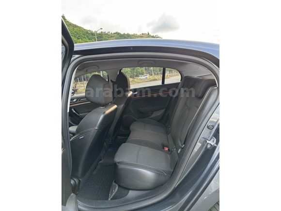 Sahibinden Renault Megane 1.3 TCe Joy 2020 Model 