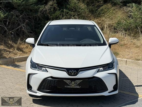01 SEYMEN'DEN 2025 COROLLA-VİSİON PLUS-15 BİN KM-HATASIZ/BOYASIZ