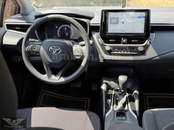 01 SEYMEN'DEN 2025 COROLLA-VİSİON PLUS-15 BİN KM-HATASIZ/BOYASIZ