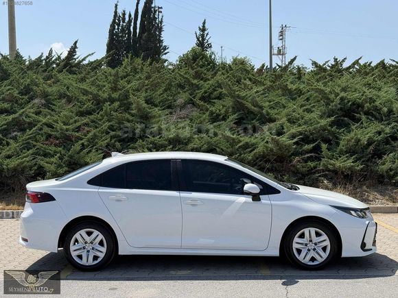 01 SEYMEN'DEN 2025 COROLLA-VİSİON PLUS-15 BİN KM-HATASIZ/BOYASIZ