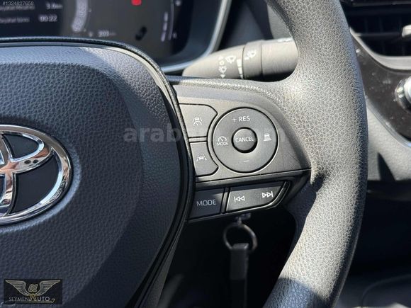 01 SEYMEN'DEN 2025 COROLLA-VİSİON PLUS-15 BİN KM-HATASIZ/BOYASIZ