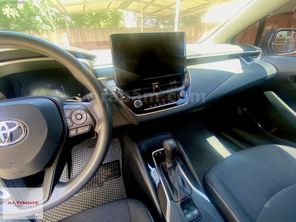 ALTINDİŞ OTOMOTİV 2025 MODEL COROLLA VISION PLUS