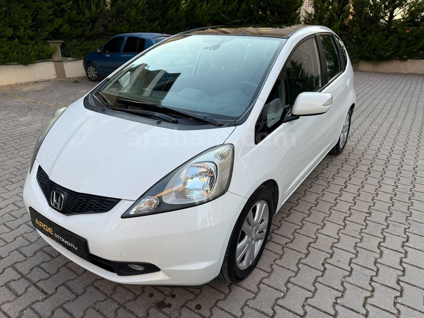 Galeriden Honda Jazz 1.4 Fun 2011 Model Bursa 82.000 km Beyaz 7