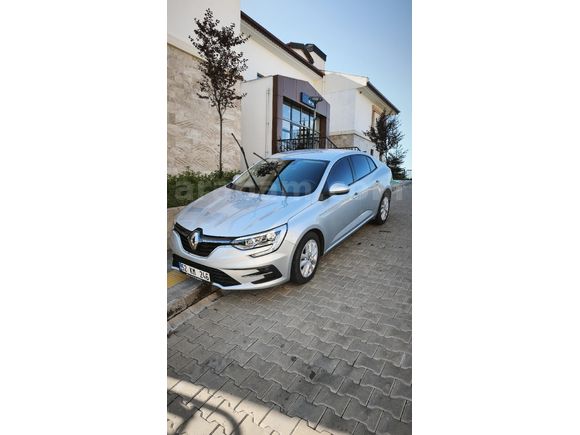 Sahibinden Renault Megane 1.3 TCe Touch 2025 Model