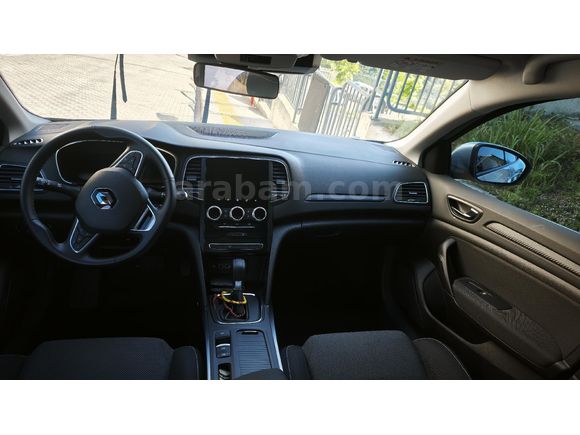 Sahibinden Renault Megane 1.3 TCe Touch 2025 Model