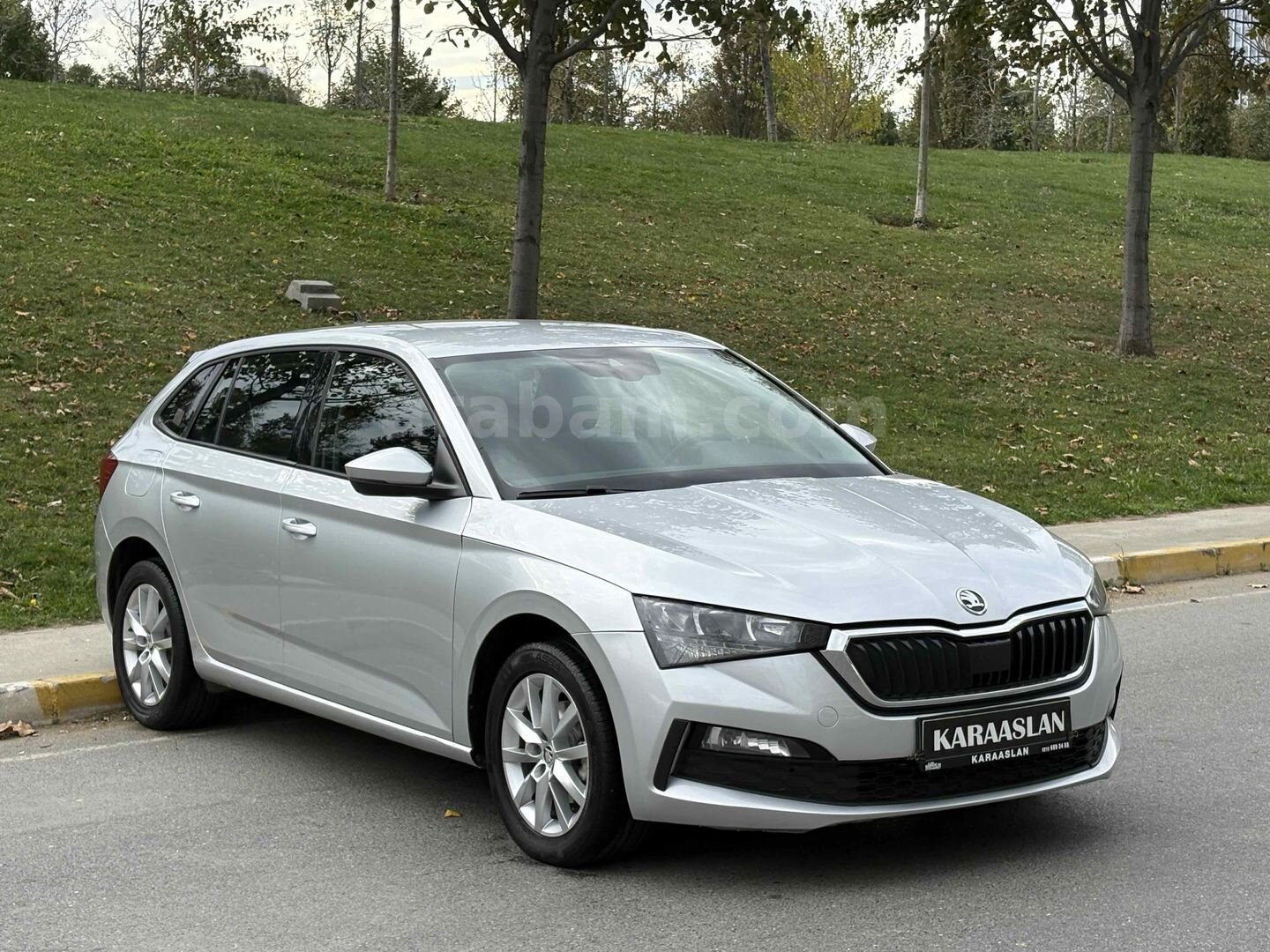 Galeriden Skoda Scala 1.0 TSI Premium 2022 Model İstanbul 145.000 km Gri 2