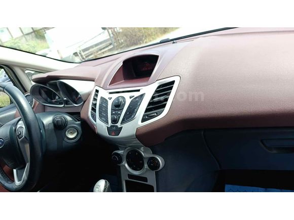Sahibinden Ford Fiesta 1.4 TDCi Titanium X 2012 Model 