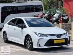 ULAŞ OTOMOTİV-OTOMATİK-2019-TOYOTA COROLLA-1,6-SAFKAN BENZİN