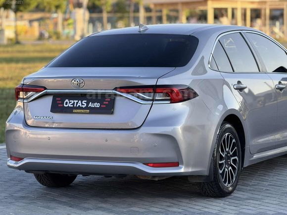 *** 2019 MODEL TOYOTA COROLLA OTOMATİK EXTRALI VİSİON ***
