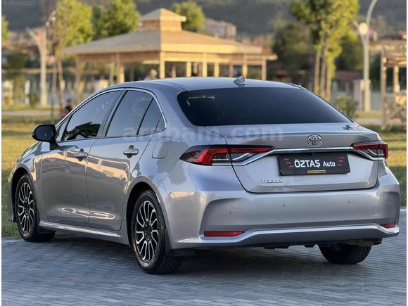*** 2019 MODEL TOYOTA COROLLA OTOMATİK EXTRALI VİSİON ***