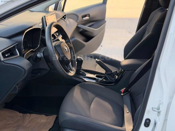 1.6 VİSİON COROLLA OTOMATİK