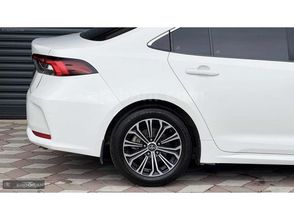2020 1.6 BOYASIZZ 83.000KM EXTRA+ GERİ GÖRÜŞ+ NAVİGASYON+JANT