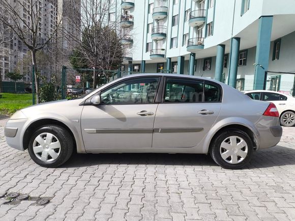 Sahibinden Renault Megane 1.5 dCi Authentique 2005 Model