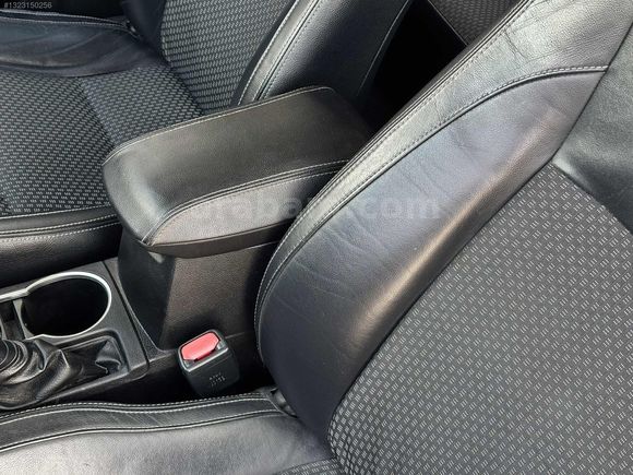 PREMİUM EN FUL PAKET OTOMATİK VİTES