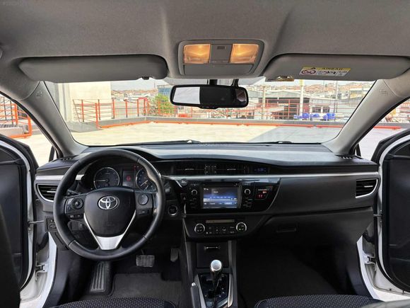 PREMİUM EN FUL PAKET OTOMATİK VİTES