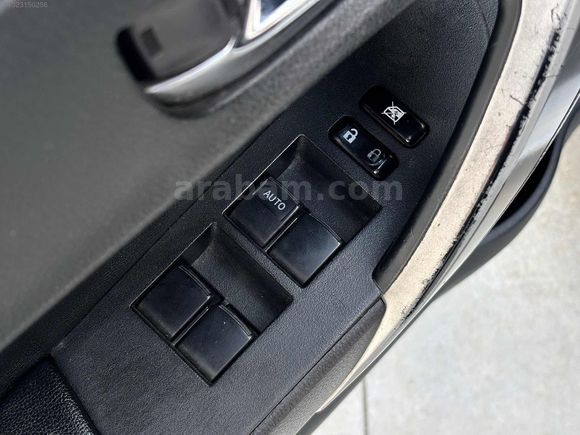 PREMİUM EN FUL PAKET OTOMATİK VİTES