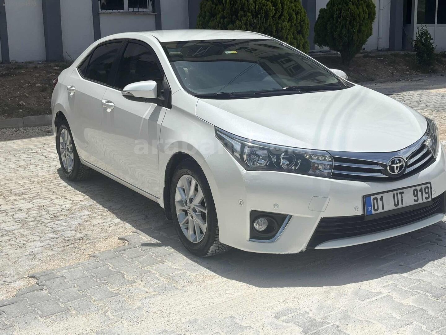 Galeriden Toyota Corolla 1.4 D-4D Premium 2016 Model Adıyaman 97.500 km Beyaz 5