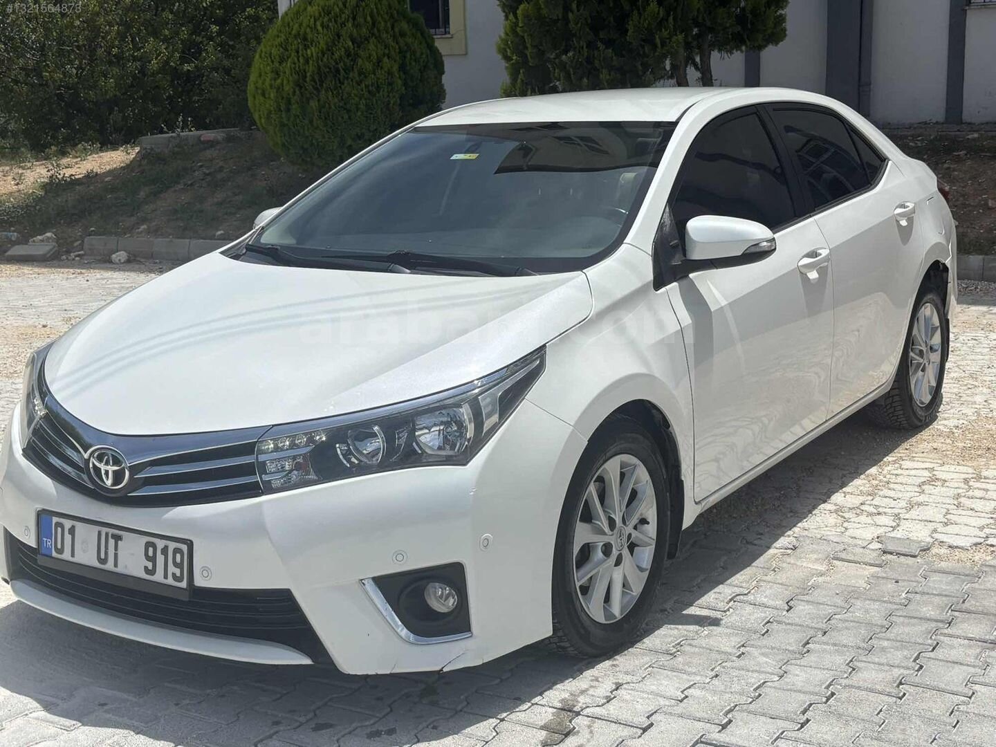 Galeriden Toyota Corolla 1.4 D-4D Premium 2016 Model Adıyaman 97.500 km Beyaz 6