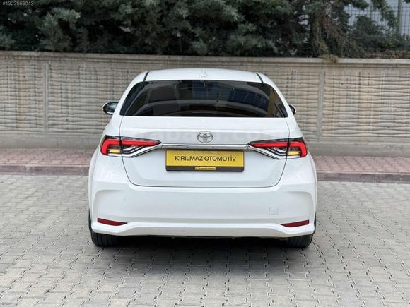 TOYOTA COROLLA 1.6 FLAME X PACK SANRUFF
