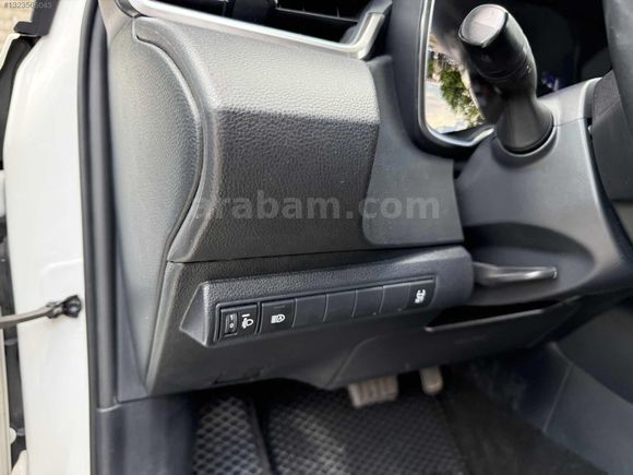 TOYOTA COROLLA 1.6 FLAME X PACK SANRUFF
