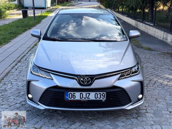 2022 COROLLA 1.5 FLAME MULTIDRIVE S SERVİS BAKIMLI 88.500 KM !!!
