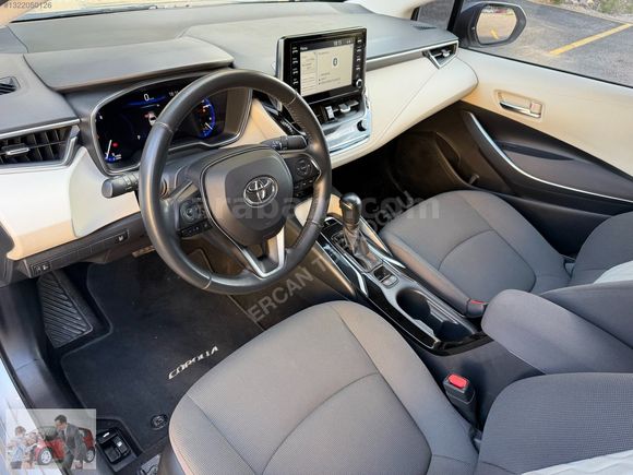 2022 COROLLA 1.5 FLAME MULTIDRIVE S SERVİS BAKIMLI 88.500 KM !!!