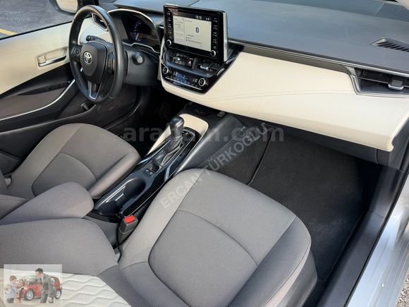 2022 COROLLA 1.5 FLAME MULTIDRIVE S SERVİS BAKIMLI 88.500 KM !!!