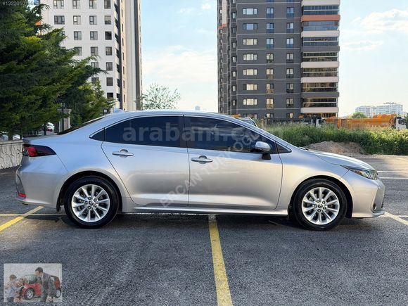 2022 COROLLA 1.5 FLAME MULTIDRIVE S SERVİS BAKIMLI 88.500 KM !!!