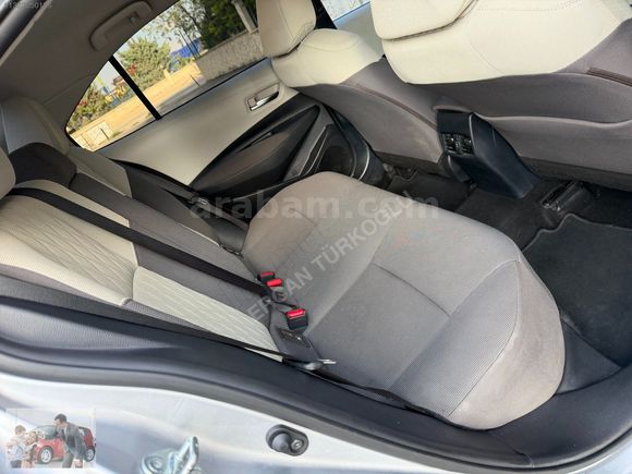 2022 COROLLA 1.5 FLAME MULTIDRIVE S SERVİS BAKIMLI 88.500 KM !!!