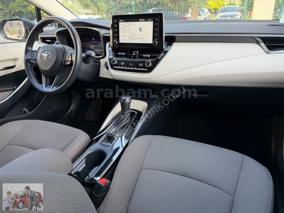 2022 COROLLA 1.5 FLAME MULTIDRIVE S SERVİS BAKIMLI 88.500 KM !!!