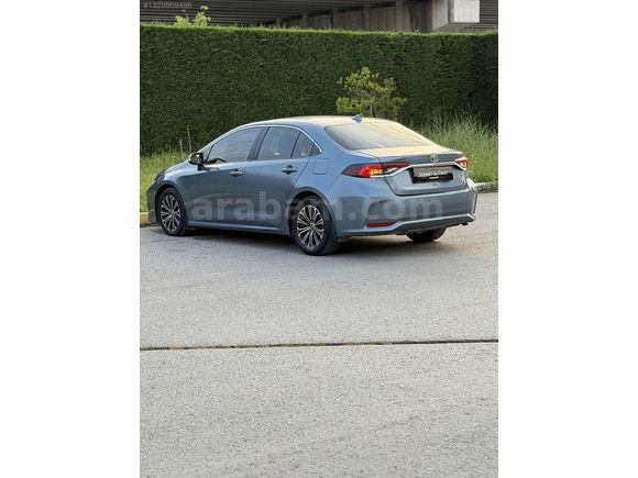 2020 COROLLA 1.6 LPG Lİ OTOMATİK MULTİMEDYA