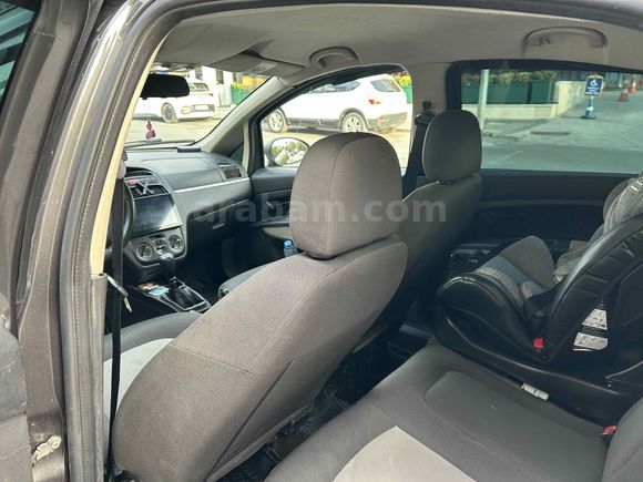 Sahibinden Fiat Linea 1.3 Multijet Active 2010 Model 