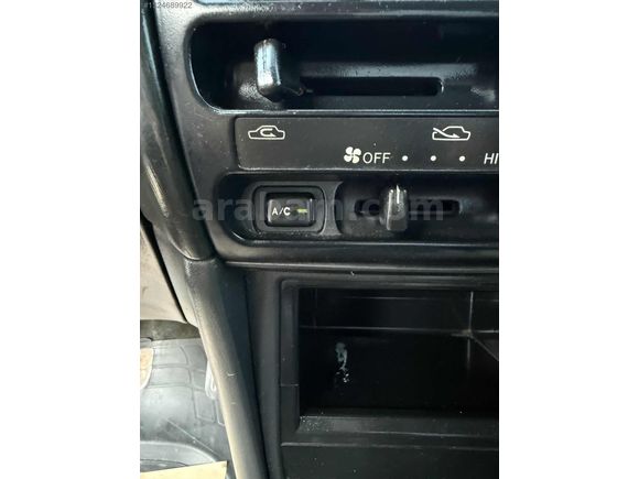 // KLİMALI // MASRAFSIZ // SIFIR MOTOR // 1.6 ENJEKSİYON //