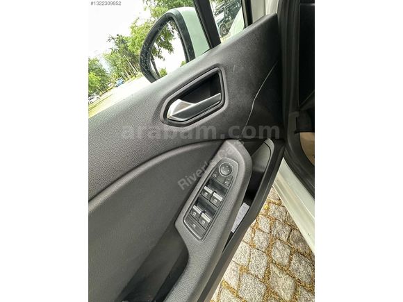 RIVER'S CARS DAN- 1.3 TCE TOUCH-74.000 KM DE CLIO