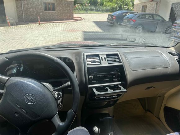 Sahibinden Nissan Terrano 2.7 TDI Elegance 2001 Model 